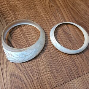 SOLD LOCALLY Carved shell slice Mother of Pearl bangles MOP beach Tiki bracelet